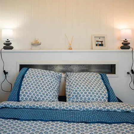 Апартаменты La Tete - Experience Unique En Bord De *